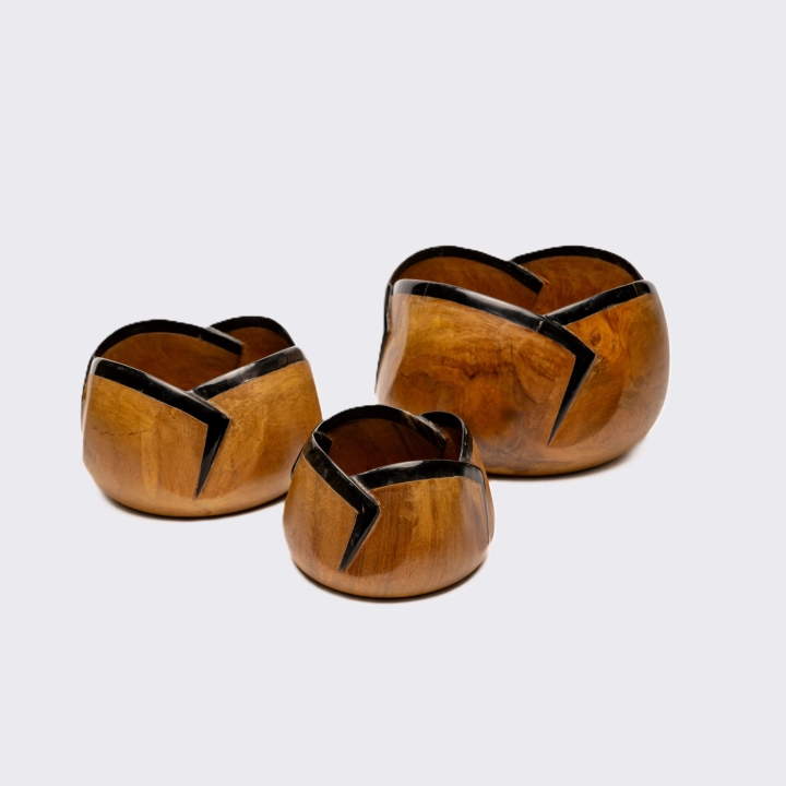 studio shoot of the set of the bowl