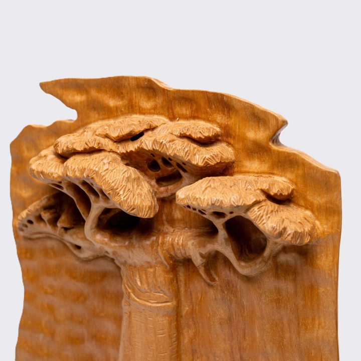 Close up view of the sculpture