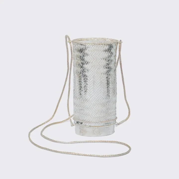 Studio solo of the bag