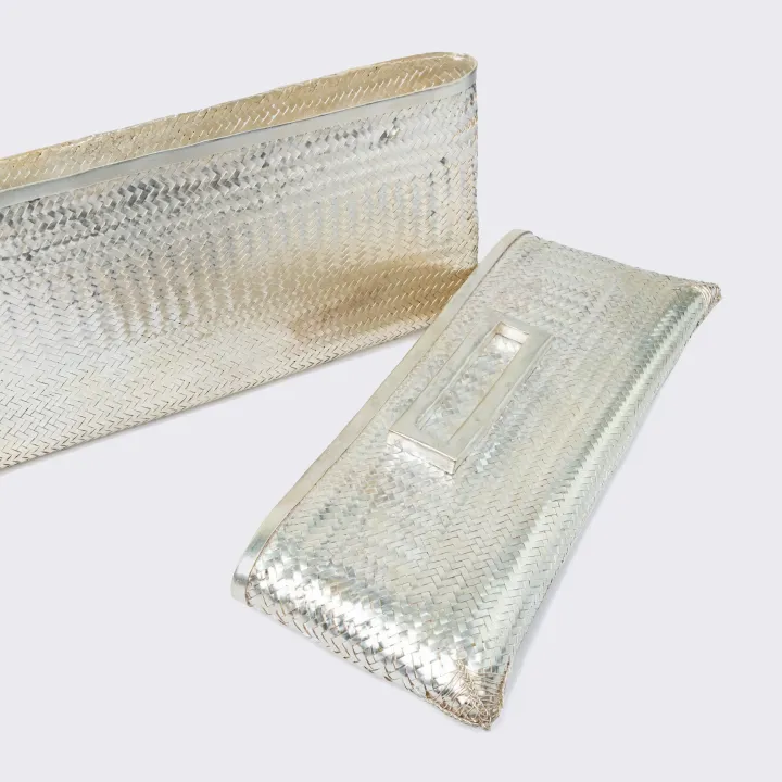 Studio shoot of the Evening clutch