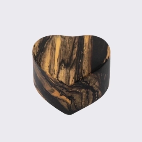 Studio shot of the paperweight