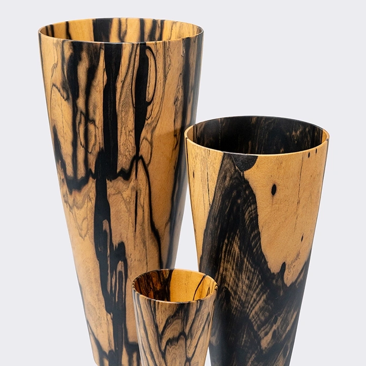 Close-up view of the vase's details.