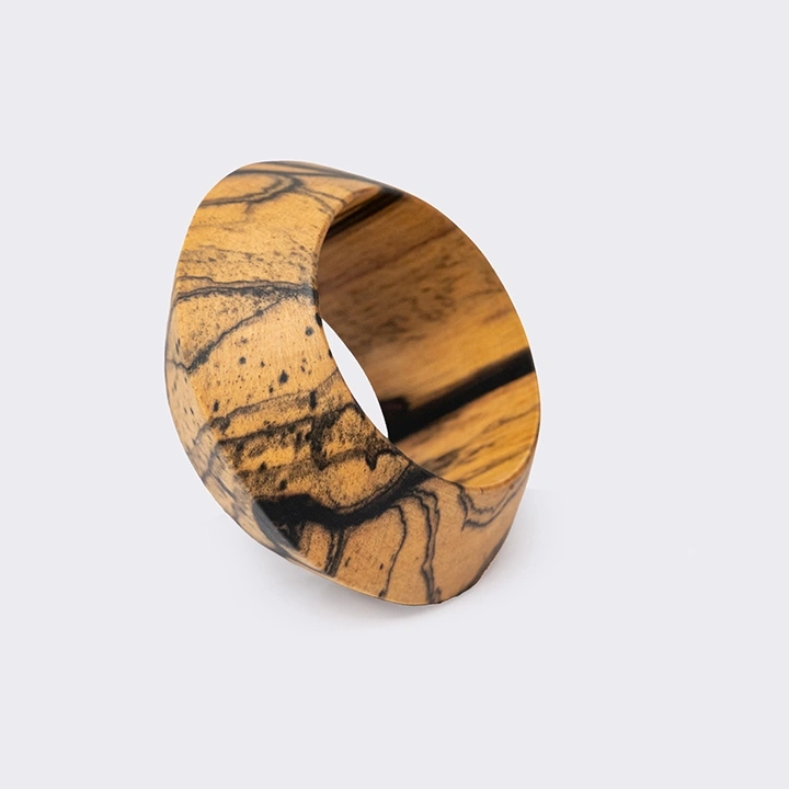 Studio shot of the napkin rings.