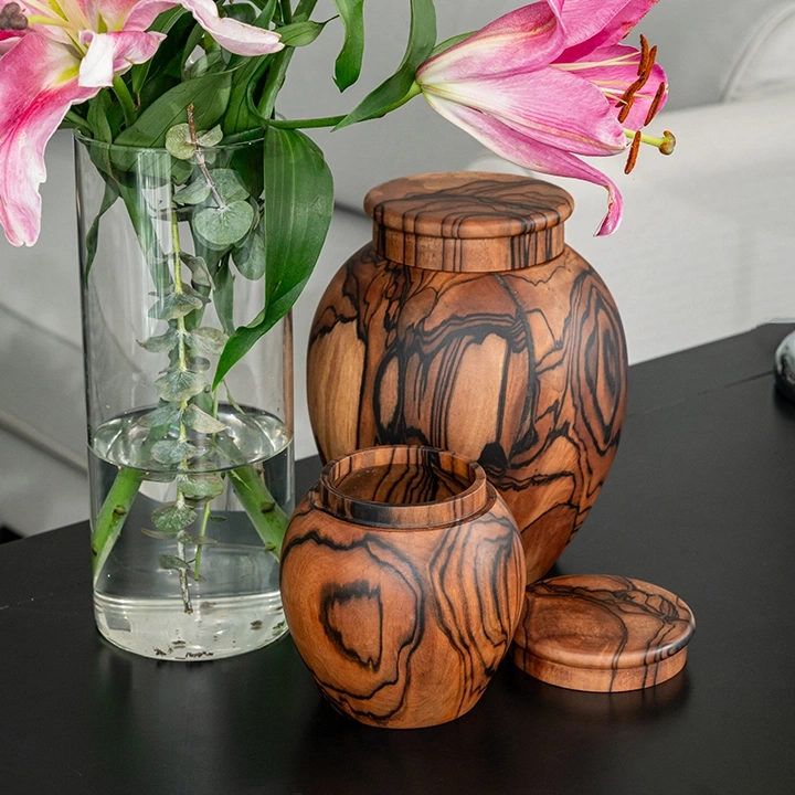 Image showcasing the jars in use.