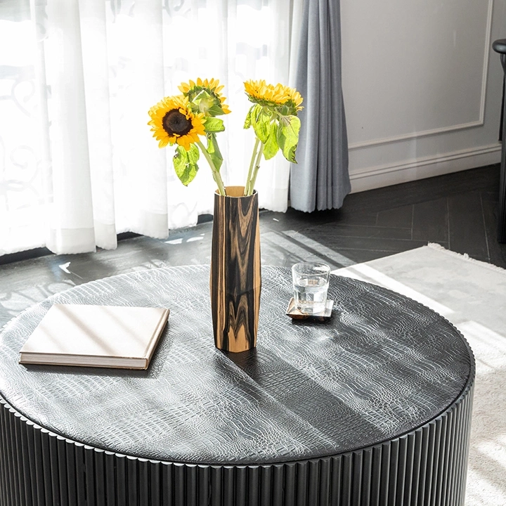 image showcasing the vase in use