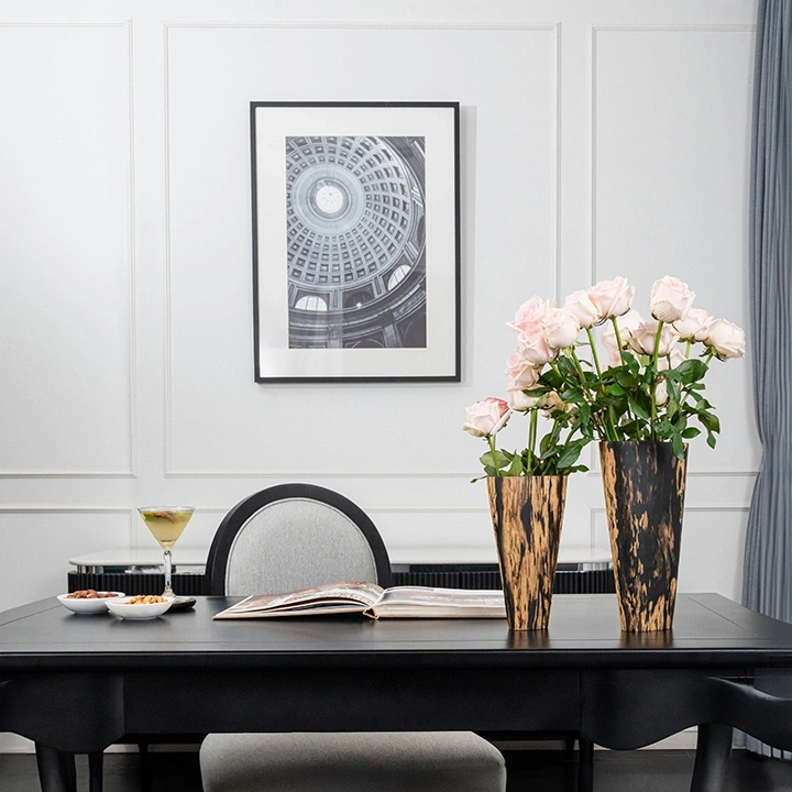 Rotating view highlighting the vase's features