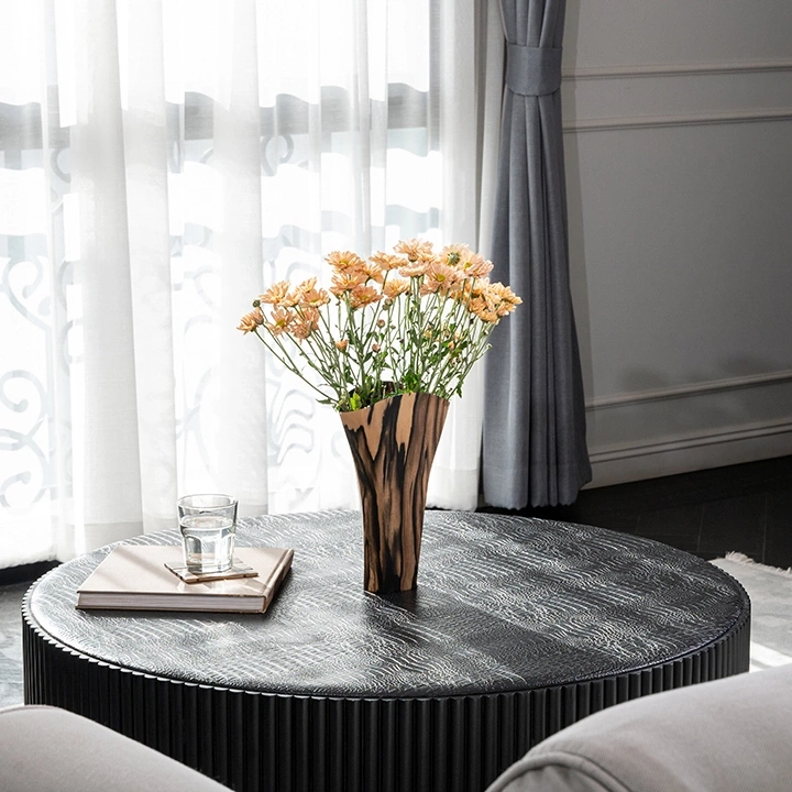 image showcasing the vase in use