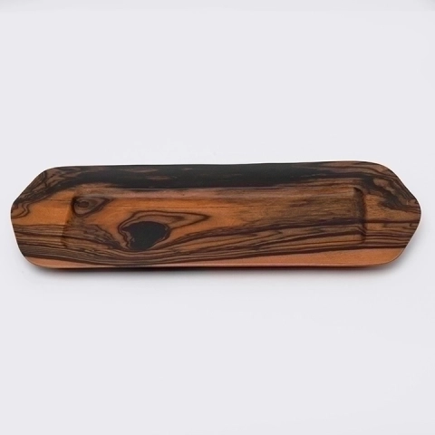 Studio shot of the tray.