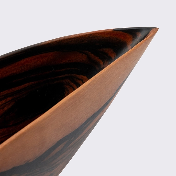 Close-up view of the vase's details.