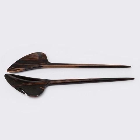 Studio picture of the salad server