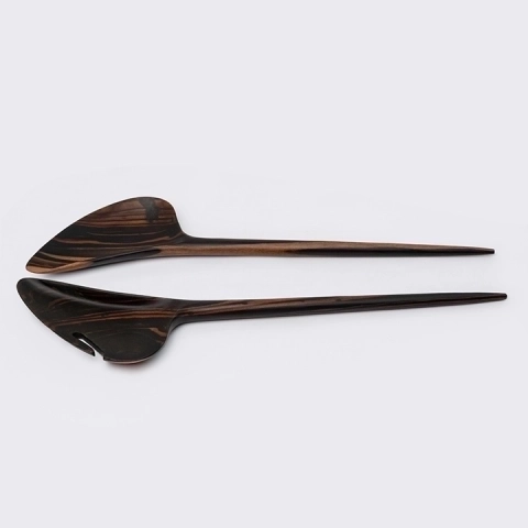 Studio picture of the salad server