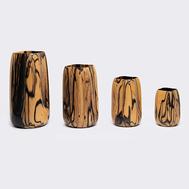 Studio shot of the vase.