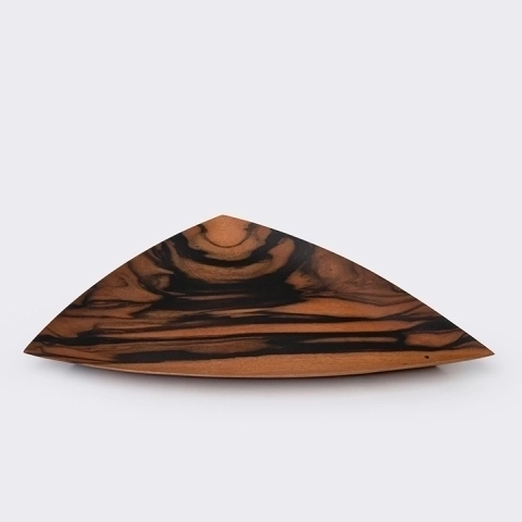 Studio picture of Water Lillies plates