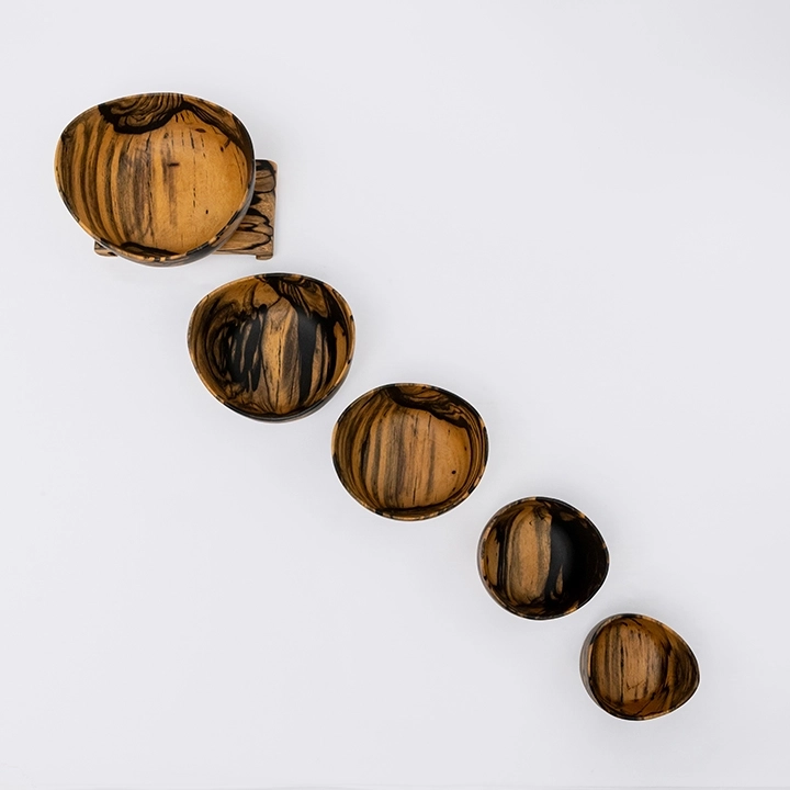 Studio picture of the lotus bowl set.5