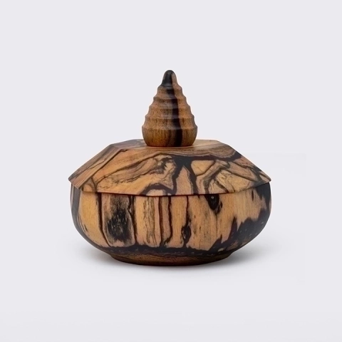 Studio picture of the Octagonal Box 