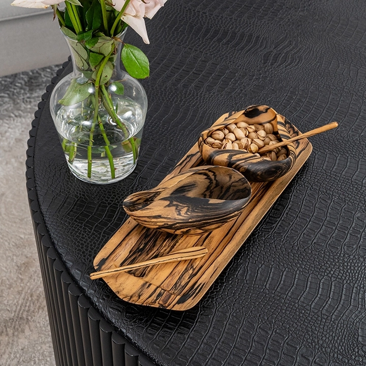 Studio picture of the the Bowls & matching Spoons