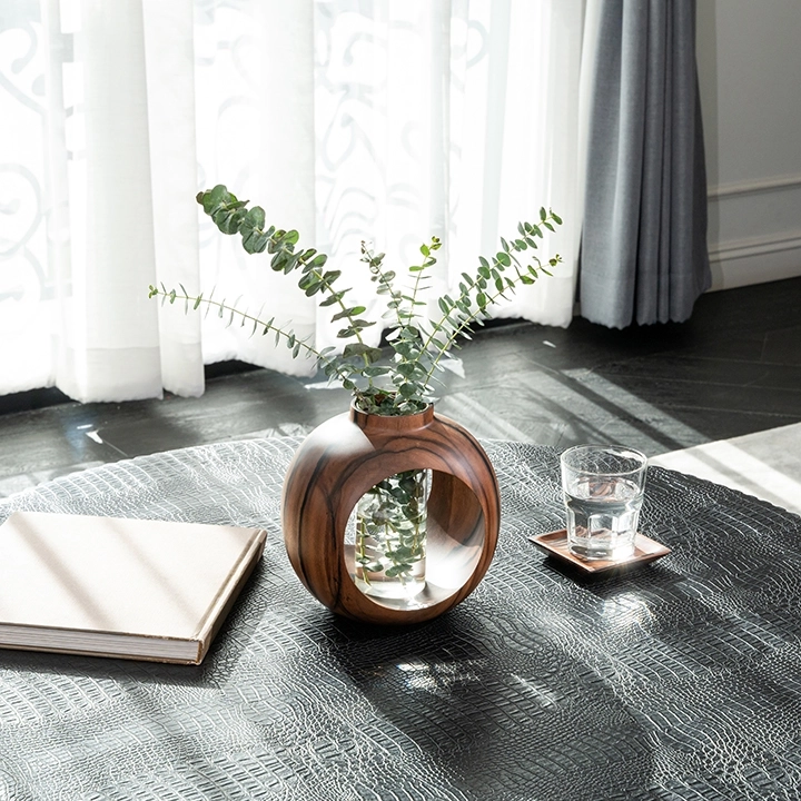 Picture in situ of the vase