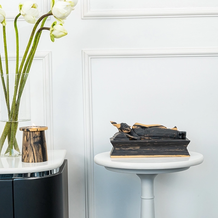 Picture in situ of the Sleeping Buddha