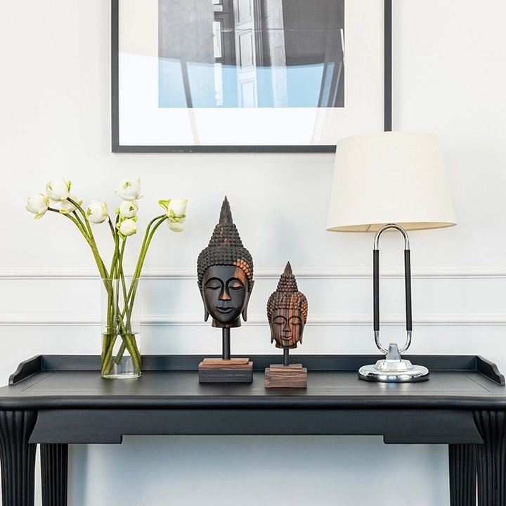 Image showcasing the Buddha head in use