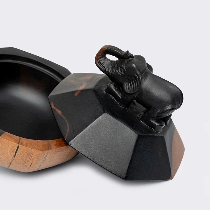 Studio shot of the box.