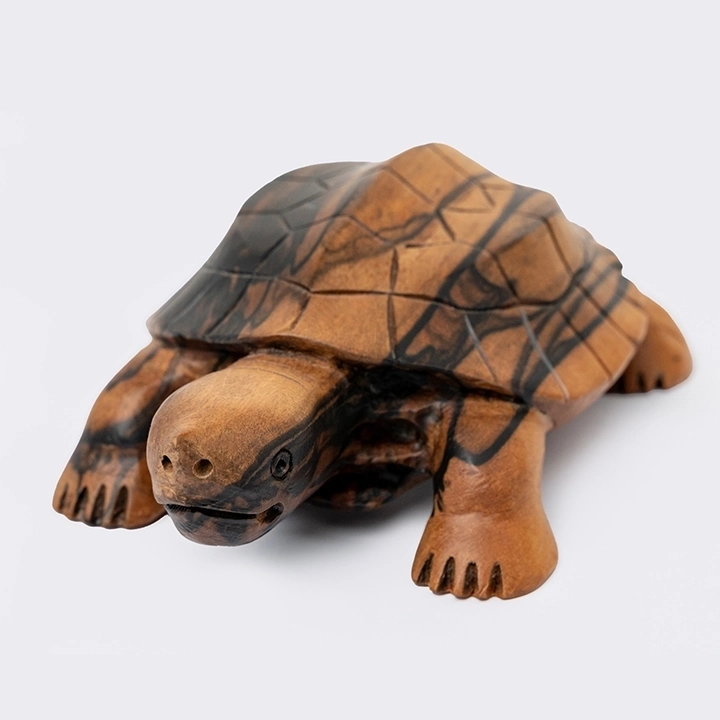 Studio shot of the sculpture