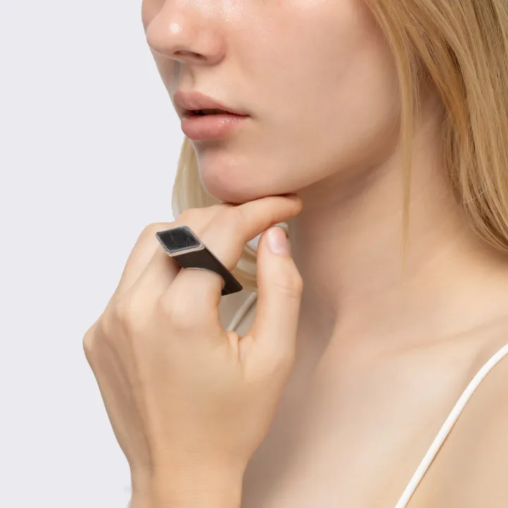 Image showcasing the rings in use 