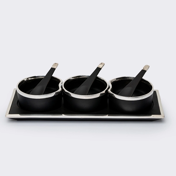 Studio shot of the tray