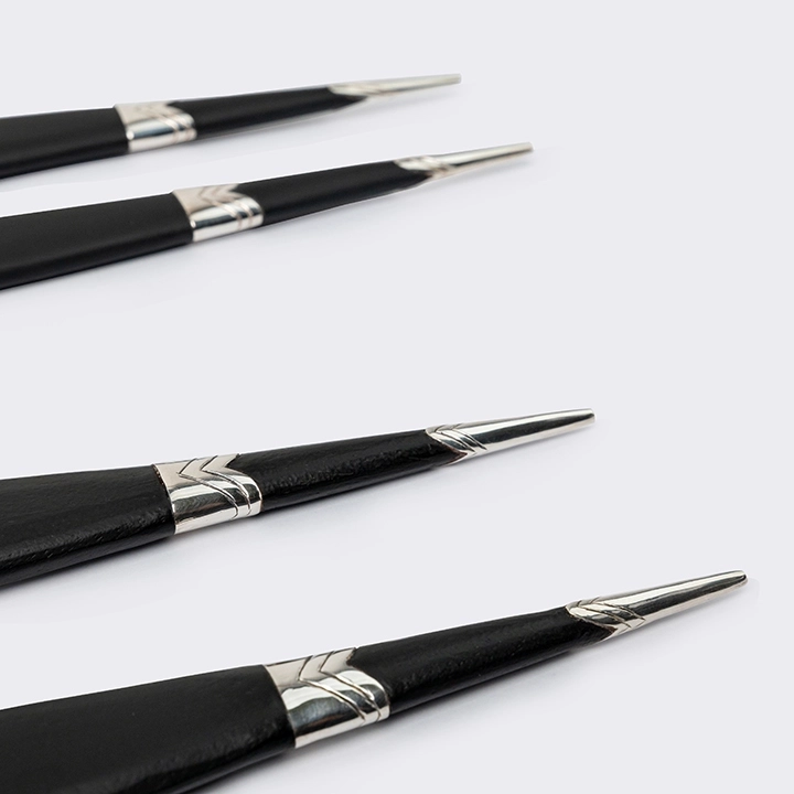 Rotating view highlighting the server's features