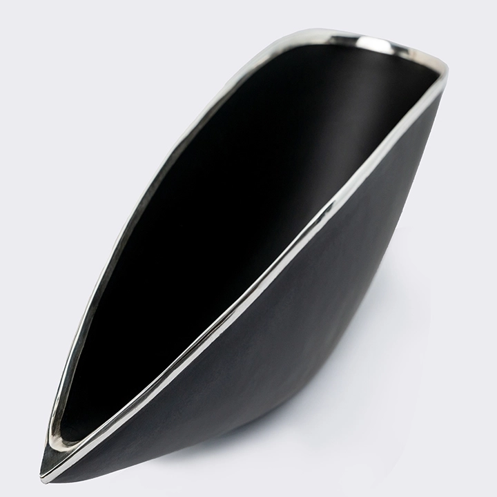 Studio picture of the vase