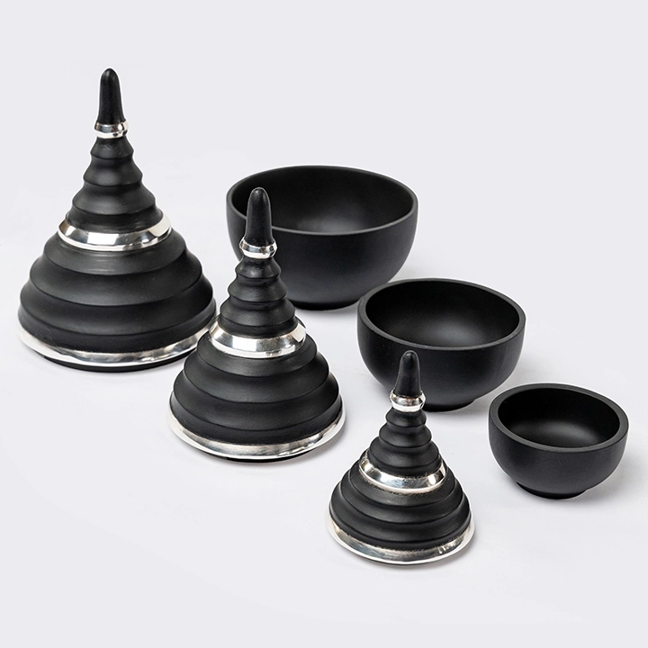 Close-up view of the box's details.