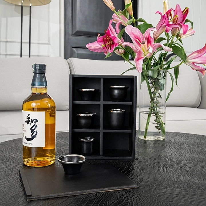 Picture in situ of the sake cups