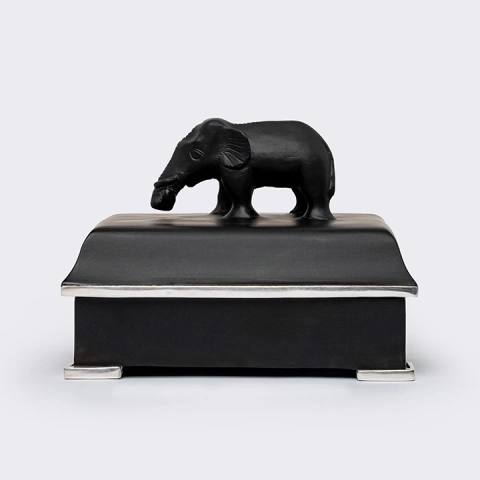 Studio shot of the box